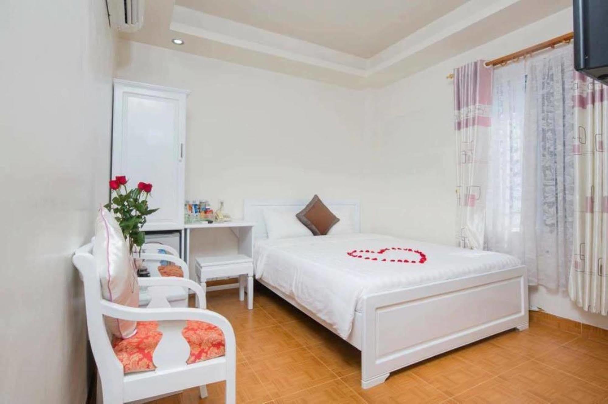 Ken Hotel Nha Trang Bagian luar foto